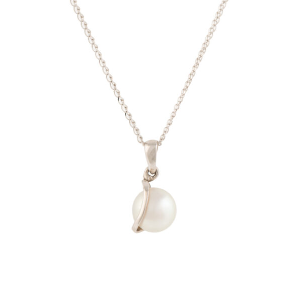 M26 . C14 WHITE GOLD . PEARL